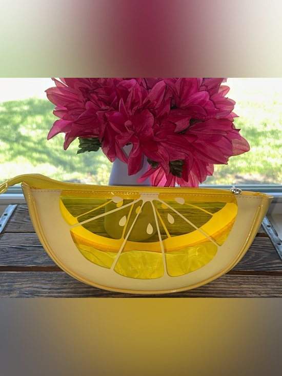 Source Unknown Handbags - Yellow Lemon Slice Clear Cosmetic Pouch/ Beach Pouch- New